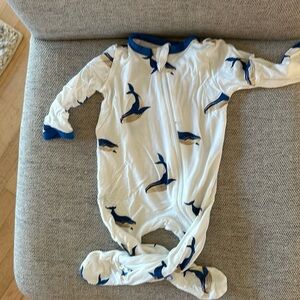 Kyte baby onesie with whales size 3-6